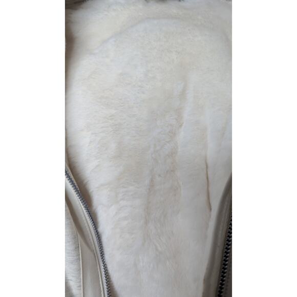 Athleta Luxe Victory fur lined hoodie jacket ivory pockets size extra small - Picture 5 of 11